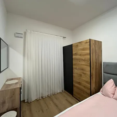 Altenmarkt Doenmez التنماركت ام بوناغ